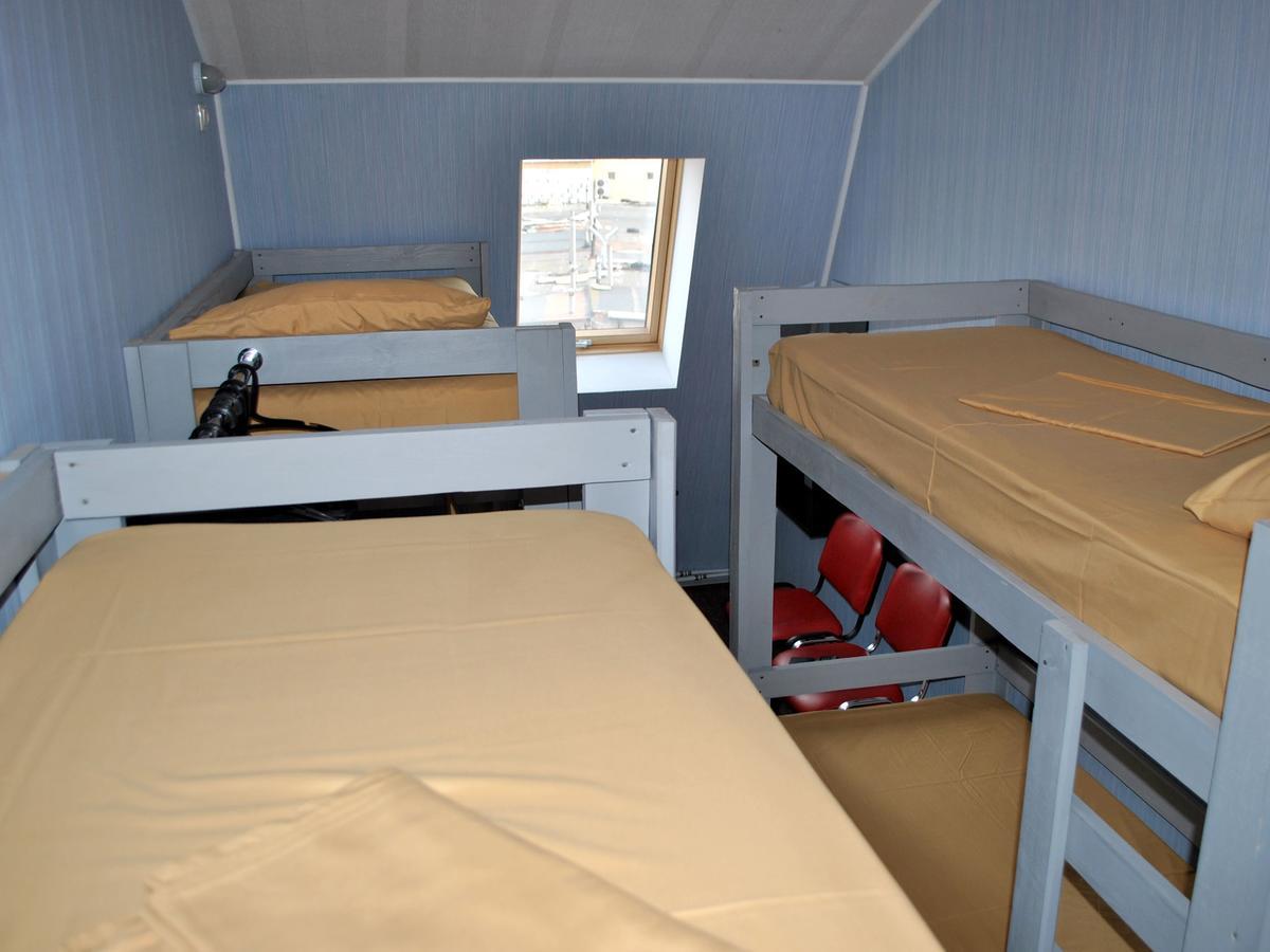 Hostel Darnitsa1 Киев Экстерьер фото