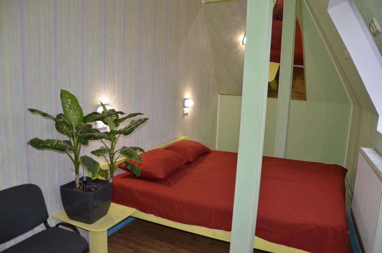 Hostel Darnitsa1 Киев Экстерьер фото