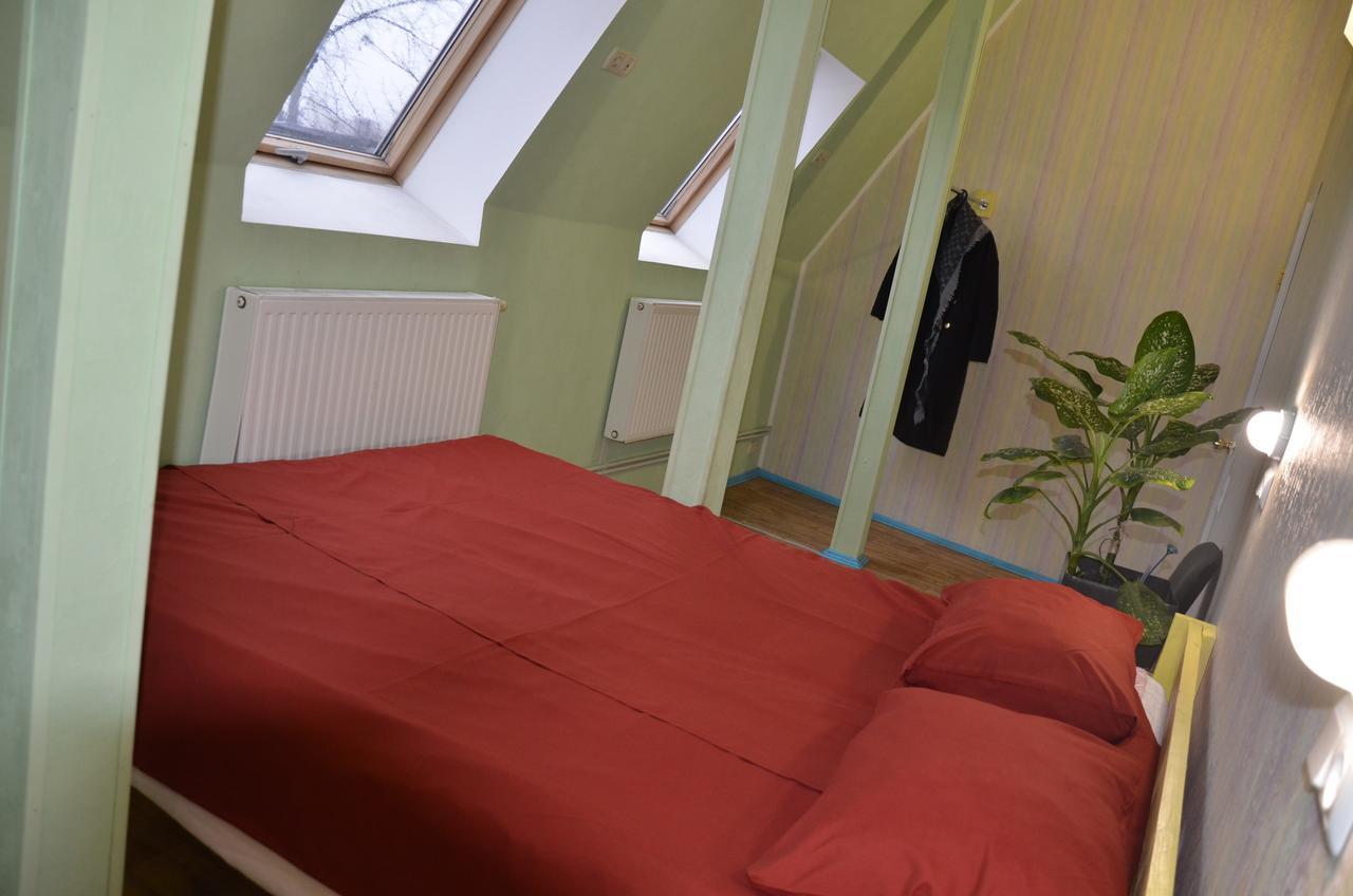 Hostel Darnitsa1 Киев Экстерьер фото